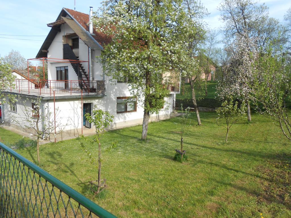 Apartment Paula Szluin Szoba fotó