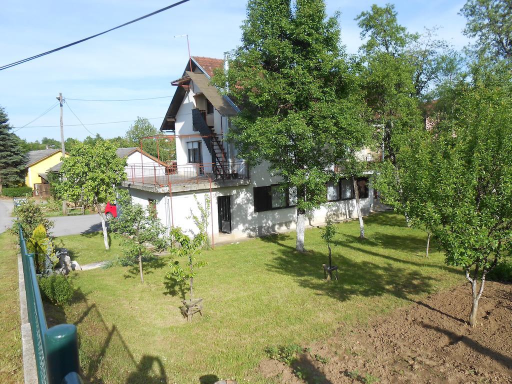 Apartment Paula Szluin Szoba fotó